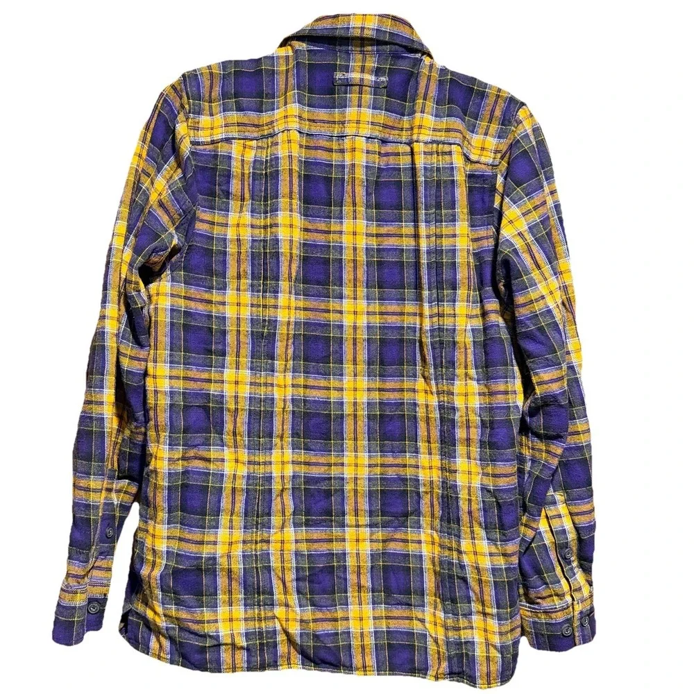Duluth Trading Women's Free Swingin Flannel Shirt Purple Yellow M Vikings Core - Picture 3 of 7